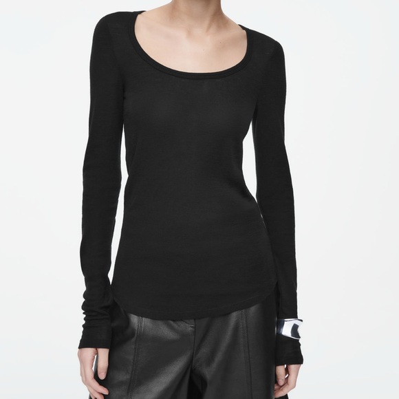 NWOT COS SCOOP-NECK MERINO WOOL LONG-SLEEVED TOP - Picture 1 of 4